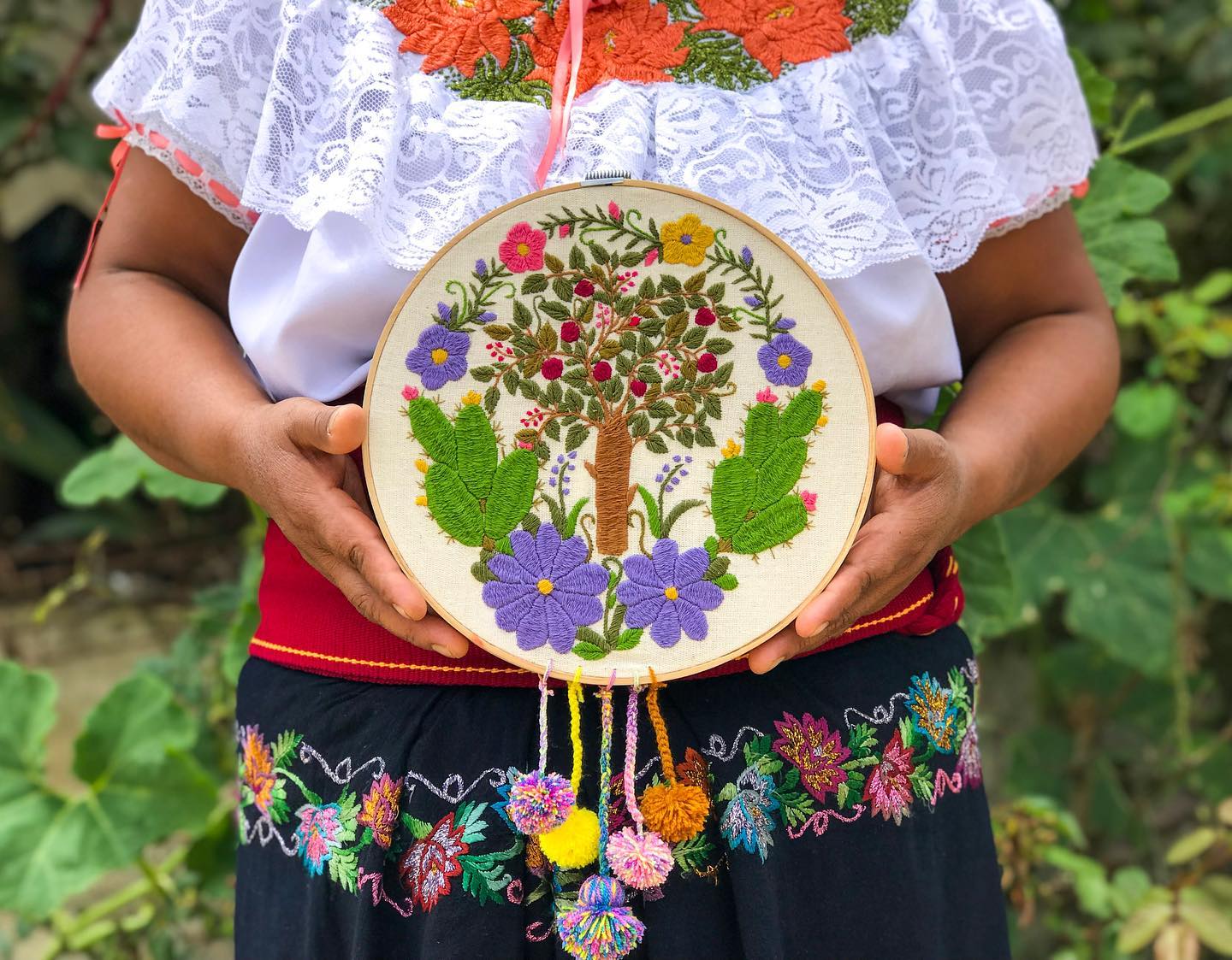 Nichimal: proyecto que busca visibilizar a la mujer indígena como diseñadora