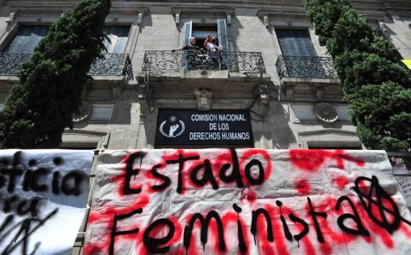 Activistas y feministas piden la renuncia de Rosario Piedra a la CNDH