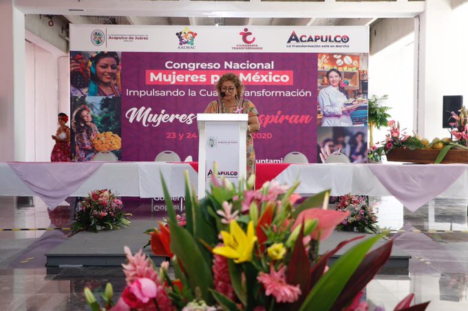 Adela Román Ocampo llama al empoderamiento femenino