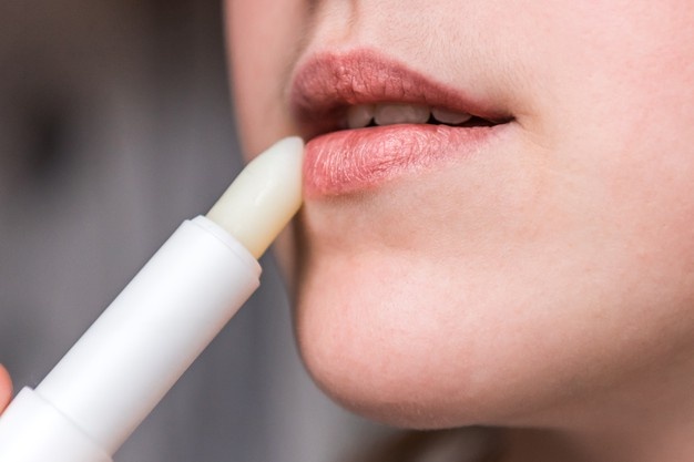 ¿Cómo evitar los labios resecos durante el otoño? 