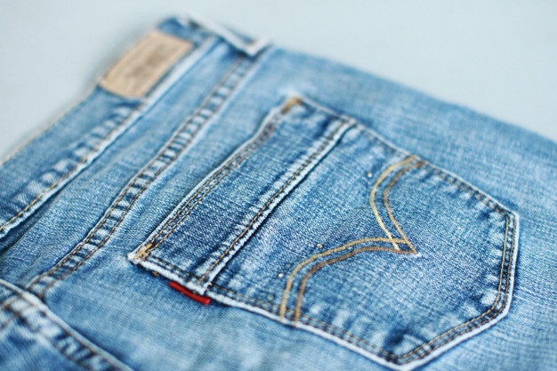Consejos para elegir jeans si tienes pocas caderas