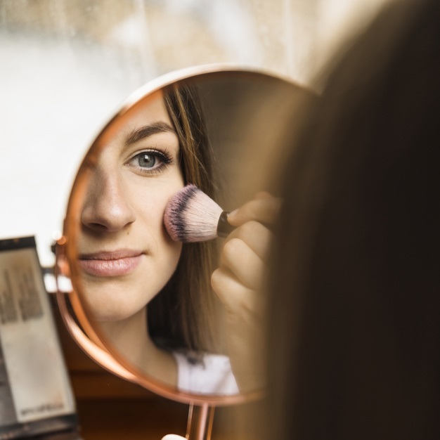 Maquillaje sencillo para videollamadas