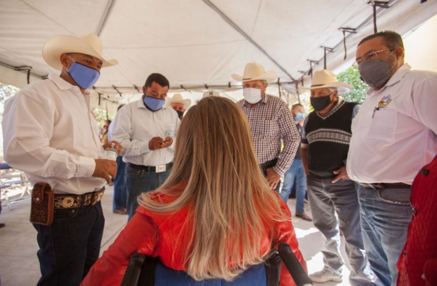 Claudia Anaya se reúne con productores agrícolas de Zacatecas
