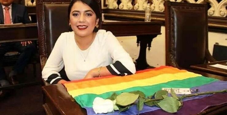 Vianey García celebra aprobación de Ley Agnes en Puebla