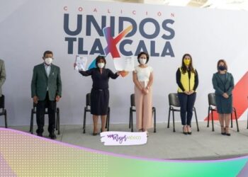 Anabell Ávalos e integrantes de Unidos por Tlaxcala firman convenio de cogobierno