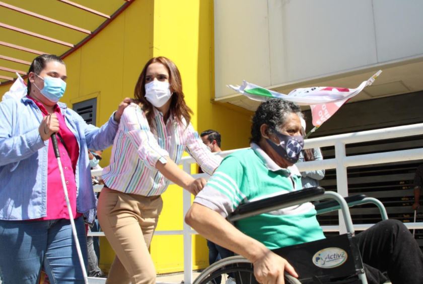Clara Luz Flores afirma que personas con discapacidad serán su prioridad 
