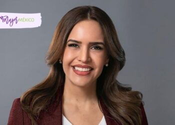 Mamás, el pilar de las familias: Clara Luz Flores, candidata a gobernadora de NL
