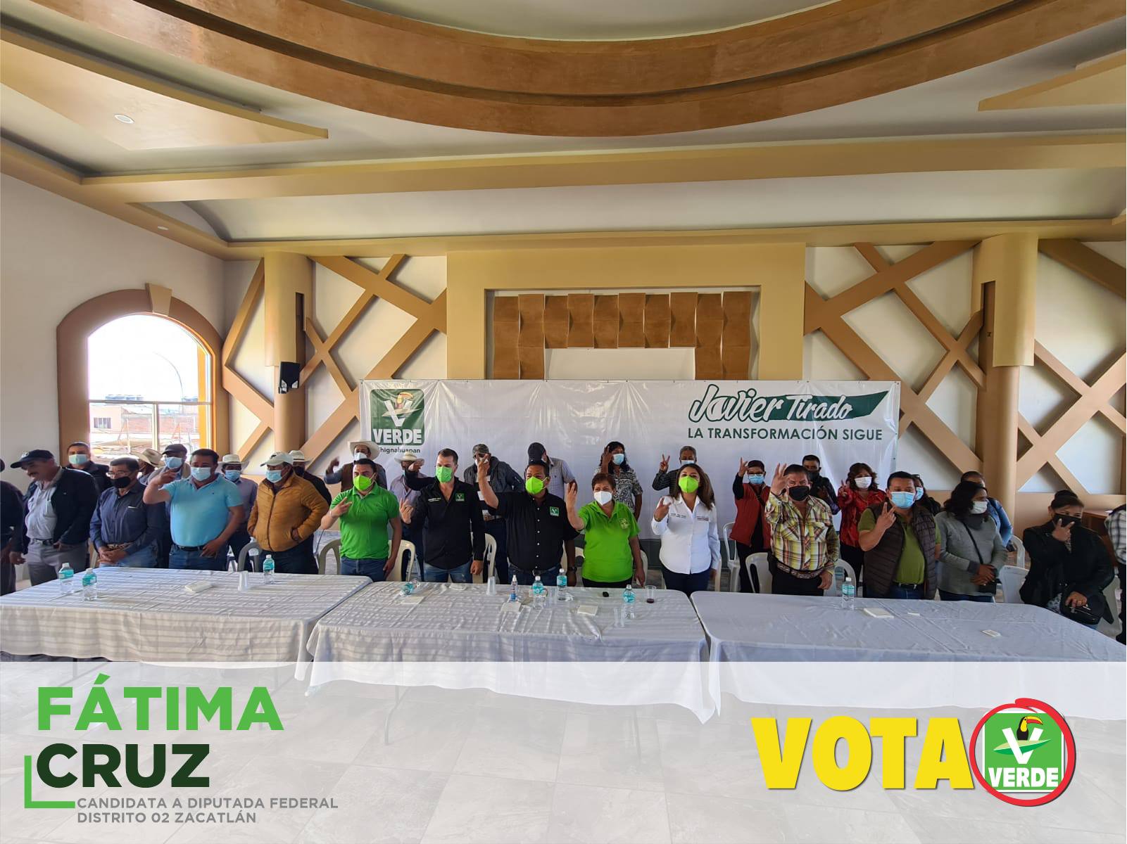 Fatima Cruz, candidata a diputada federal del Distrito 02, recorre Chignahuapan