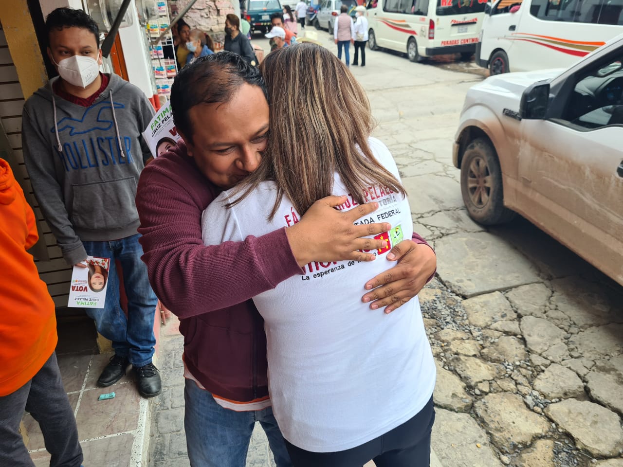 Fatima Cruz, candidata a diputada federal, recorre Tetela de Ocampo