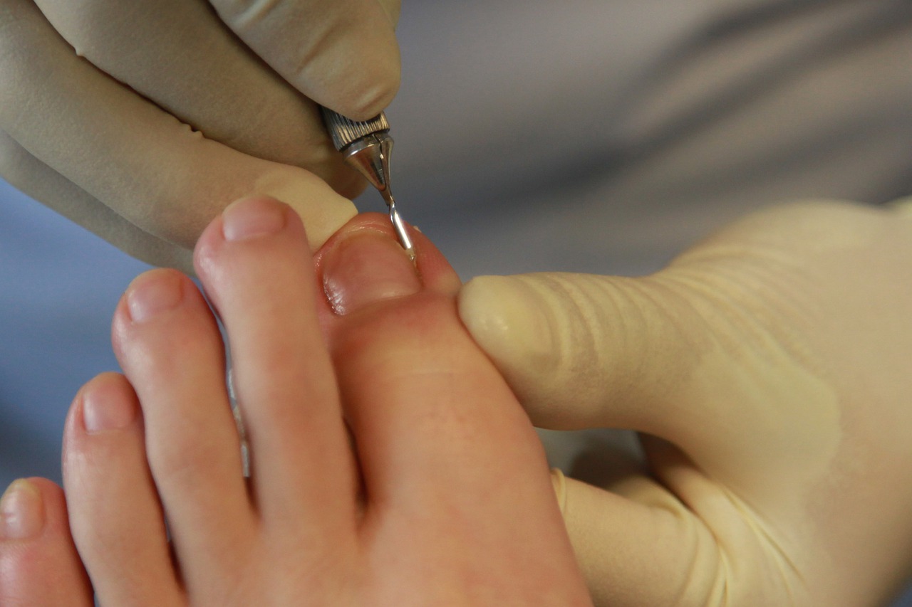 ¿Cómo hacer una pedicura en casa? 