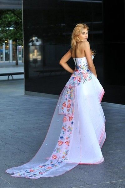 25 ideas para un vestido de novia fuera de lo común