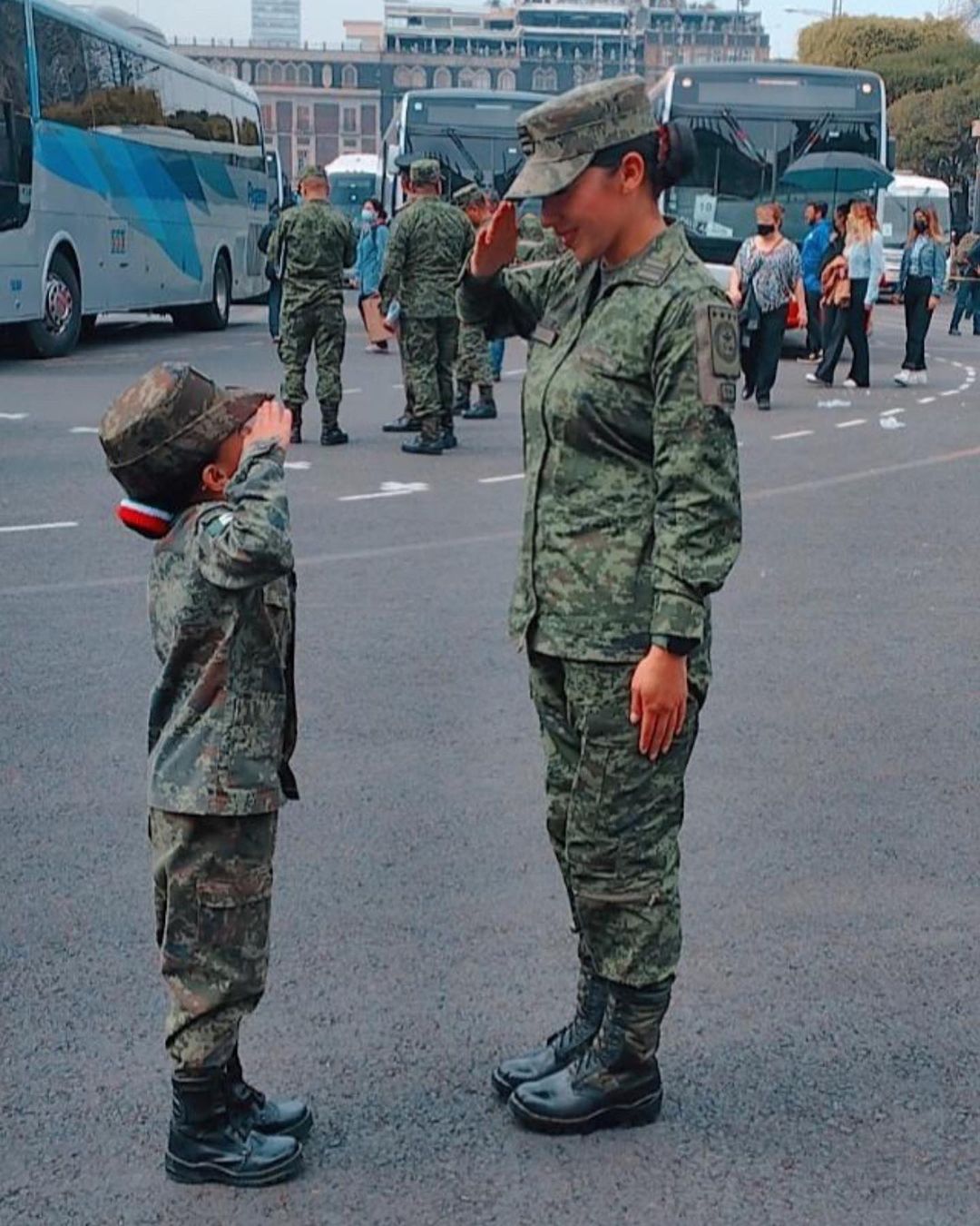 quien-es-giovanna-villegas-influencer-sargento-sedena