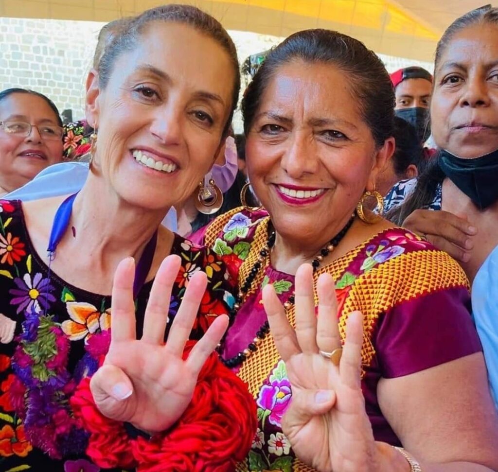 Sheinbaum y Gloria Sanchez