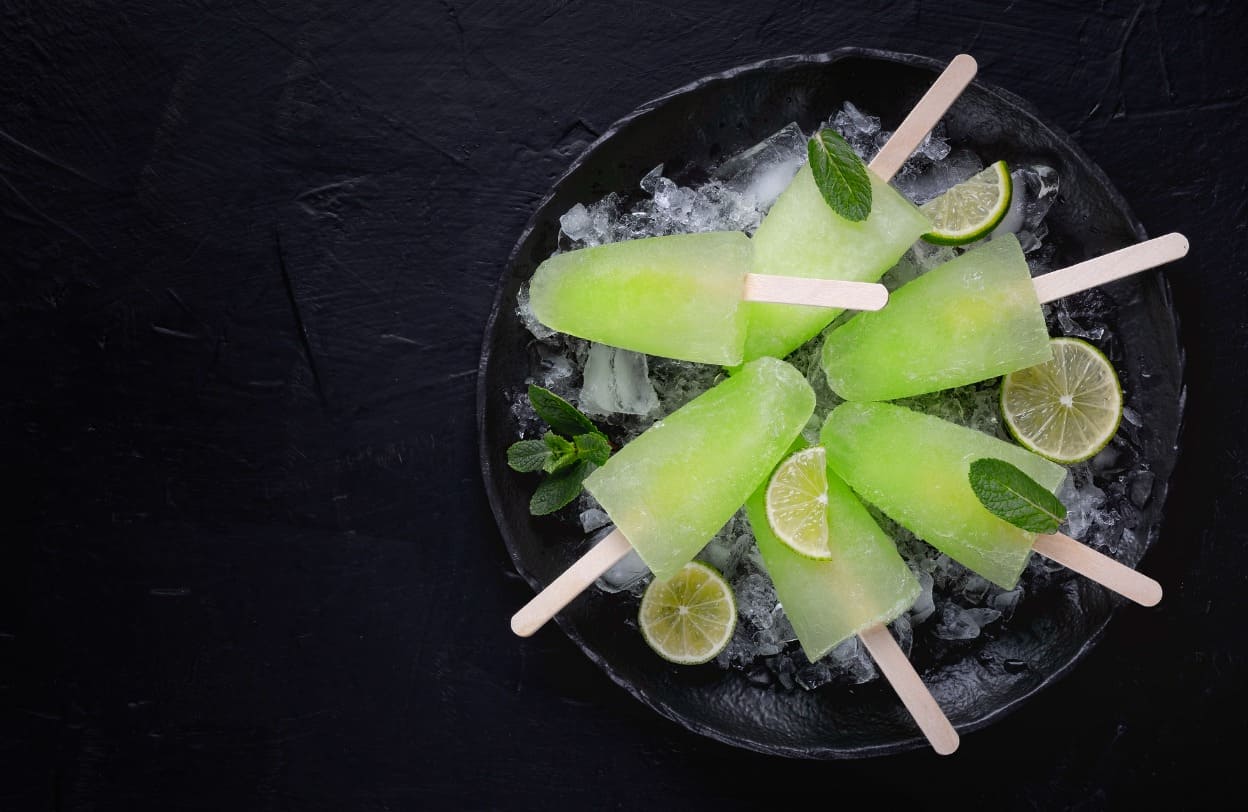 Trucos para hacer paletas de hielo de limón en casa