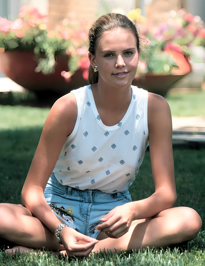 Así fue la infancia de Charlize Theron