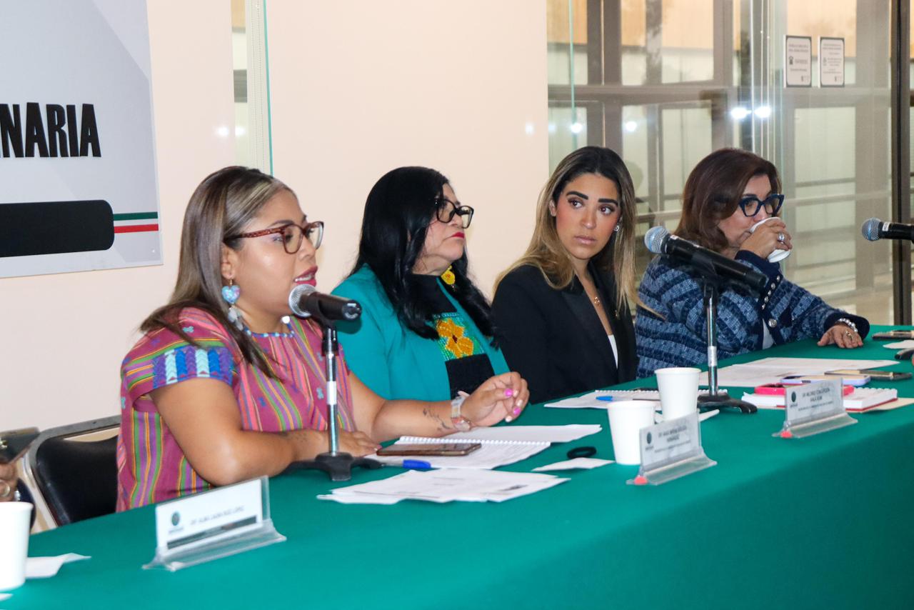 Congreso aprueba iniciativa de Ealy Díaz