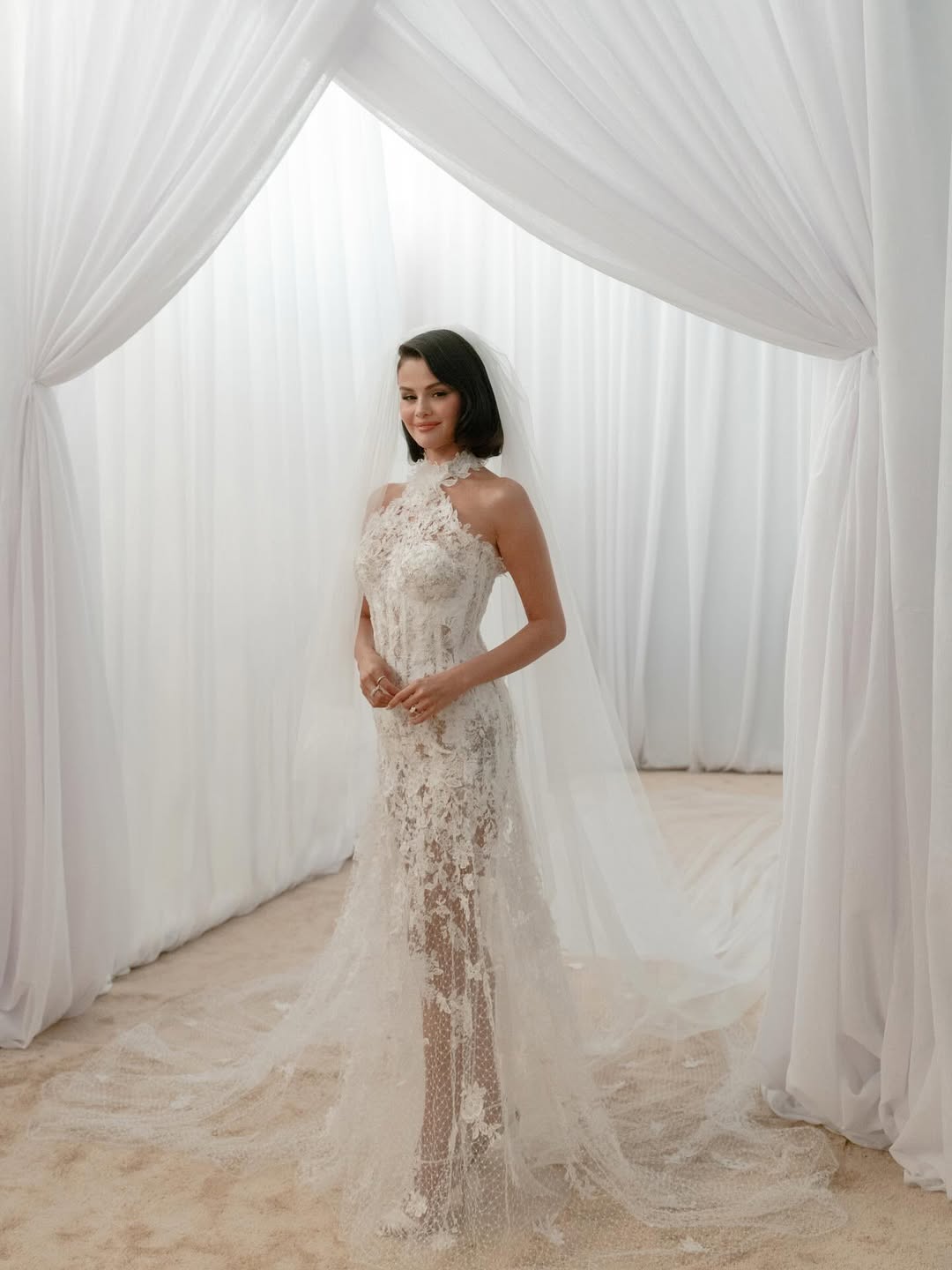 Así fue la boda de Selena Gomez y Benny Blanco