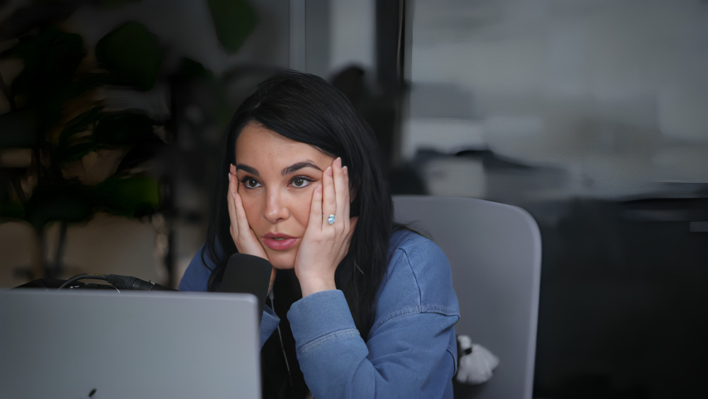 Martha Higareda revela que tuvo complicaciones en el parto