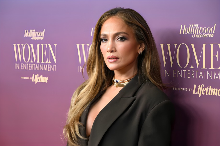 Jennifer Lopez responde a criticas en sus contra