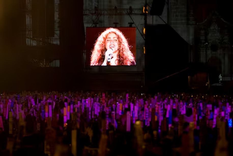 Shakira en el Zócalo de la CDMX 2007