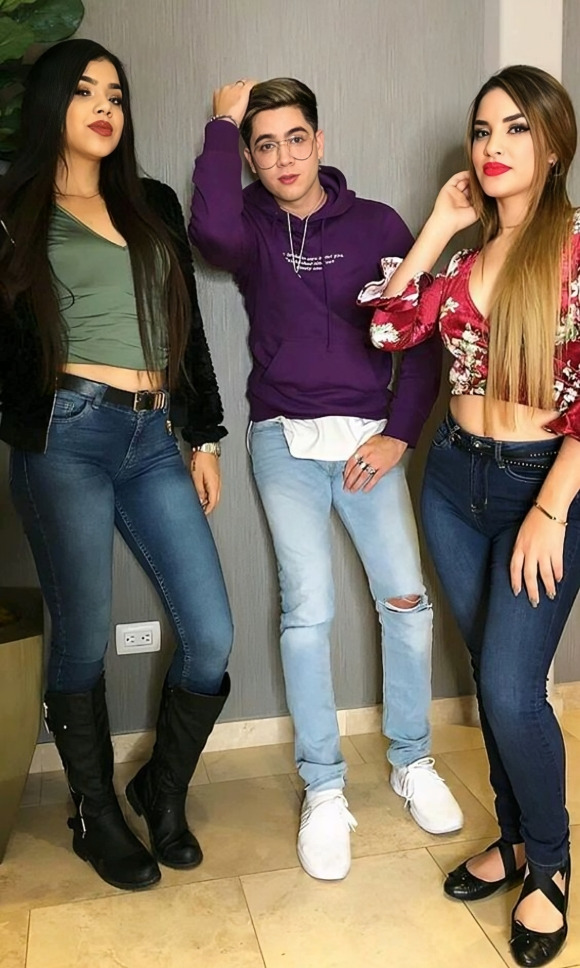 ¿Por qué se pelearon Kenia Os y Kimberly Loaiza?