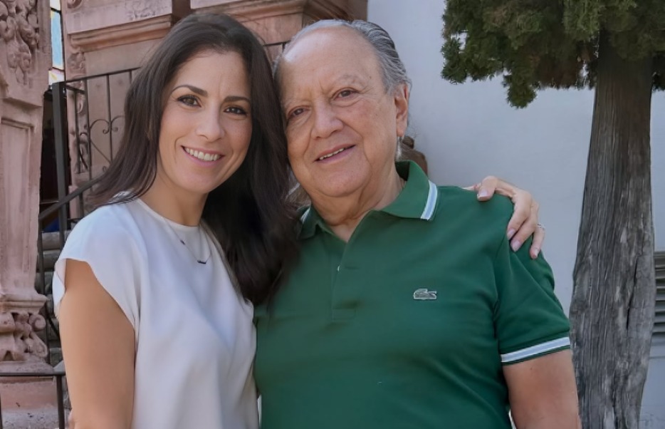 Alessandra Rosaldo se despide de su papá