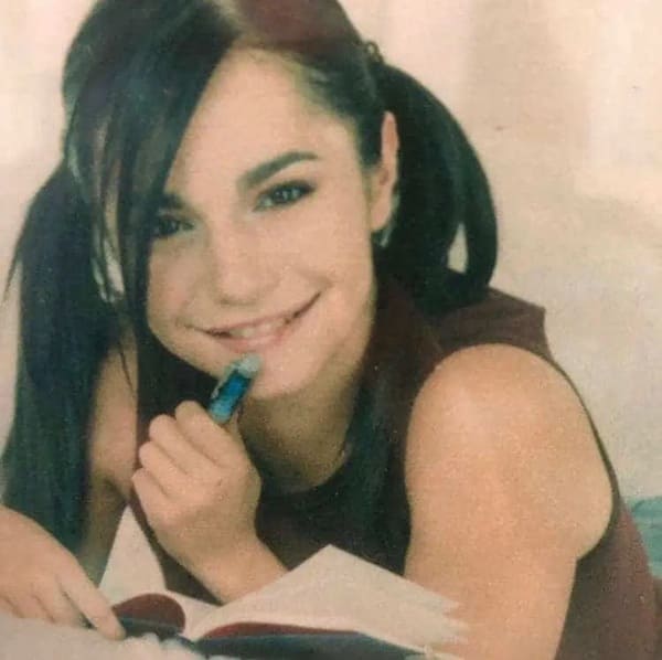 Martha Higareda cuando era adolescente